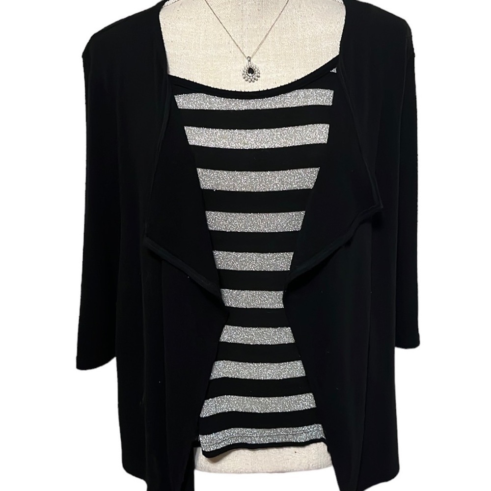 Investments cardigan and shell attached, silver/blk. Sz PXL